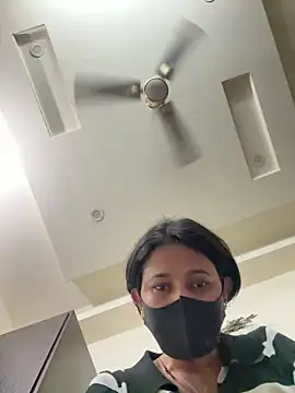 raavigirl online show from March 2026 04:03:02 PM