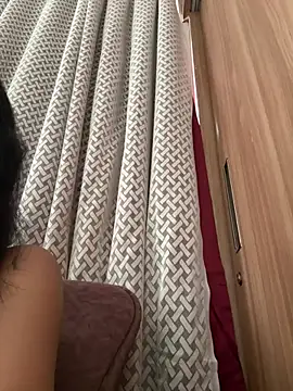 raavigirl online show from June 2026 07:47:02 AM