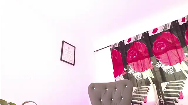 Snapshot of AnnieWestley chatting on February 2026 01:48:02 PM AnnieWestley online show from February 2026 01:48:02 PM