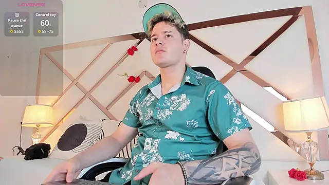 rayan linxx online show from February 2026 07:32:02 PM