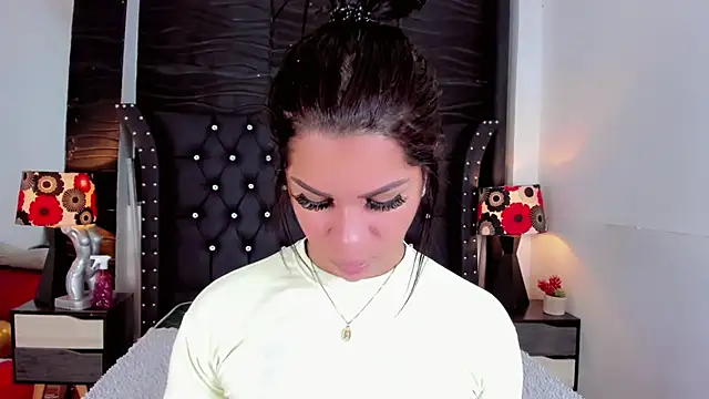 Snapshot of Makeyla_Fox_ chatting on February 2026 12:49:01 PM Makeyla Fox online show from February 2026 12:49:01 PM