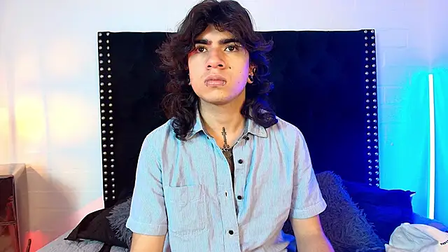 Snapshot of Axell_Kussh chatting on February 2026 02:46:02 PM Axell Kussh online show from February 2026 02:46:02 PM