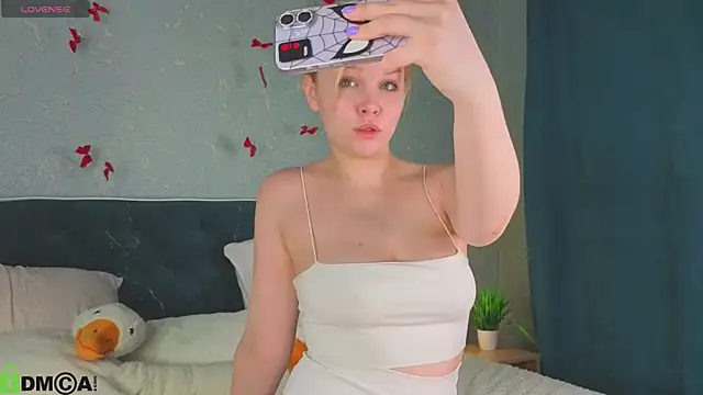 Jenifer lo online show from May 2026 09:04:01 AM