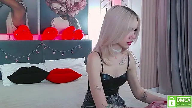 Snapshot of JosephineRowe chatting on March 2026 05:08:02 AM JosephineRowe online show from March 2026 05:08:02 AM