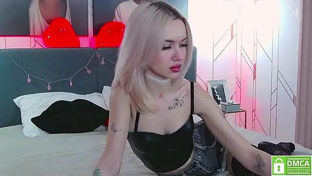 Snapshot of JosephineRowe chatting on March 2026 07:15:01 AM JosephineRowe online show from March 2026 07:15:01 AM