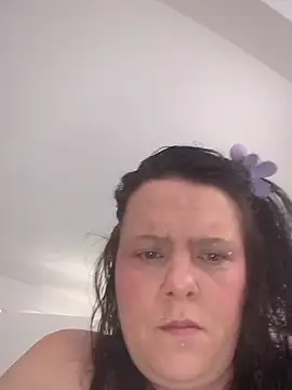 Snapshot of louisa36 chatting on February 2026 09:47:02 AM louisa36 online show from February 2026 09:47:02 AM