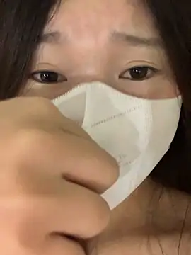 Snapshot of Rin-yiyi chatting on February 2026 04:00:01 AM Rin-yiyi online show from February 2026 04:00:01 AM