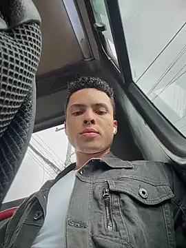 Eros lee online show from March 2026 06:04:02 PM