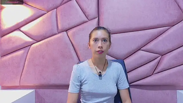 kimberlypink  online show from February 2026 11:40:02 AM