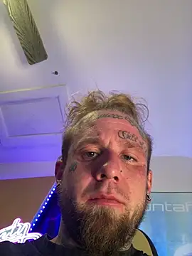 Snapshot of Smokebluntafterblunt chatting on February 2026 04:13:01 AM Smokebluntafterblunt online show from February 2026 04:13:01 AM