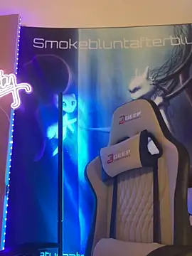 Snapshot of Smokebluntafterblunt chatting on February 2026 01:26:02 AM Smokebluntafterblunt online show from February 2026 01:26:02 AM