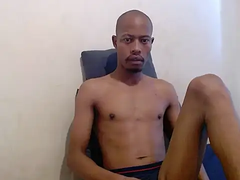 Snapshot of MRSHYGUY29 chatting on February 2026 04:54:01 AM MRSHYGUY29 online show from February 2026 04:54:01 AM