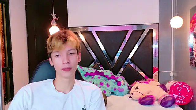 Liam Green1 online show from February 2026 12:58:02 PM