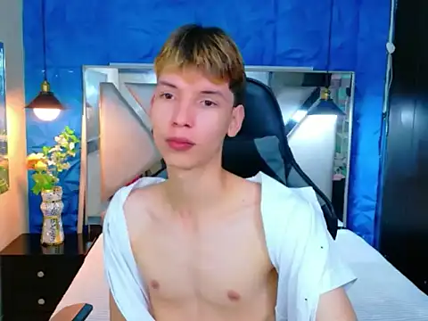 Liam Green1 online show from February 2026 02:40:02 PM