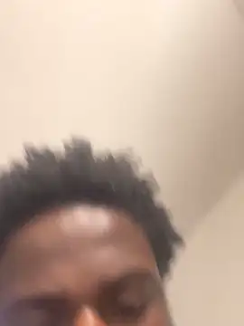 Snapshot of Kunle77d chatting on February 2026 10:02:02 PM Kunle77d online show from February 2026 10:02:02 PM