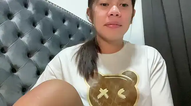 Snapshot of Mooree_naba chatting on February 2025 10:21:02 PM Mooree naba online show from February 2025 10:21:02 PM