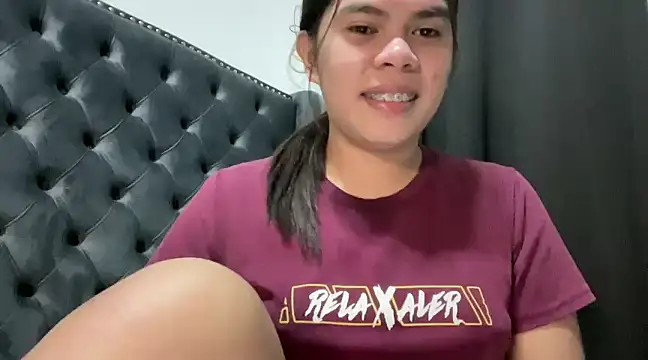 Snapshot of Mooree_naba chatting on February 2025 10:50:01 PM Mooree naba online show from February 2025 10:50:01 PM