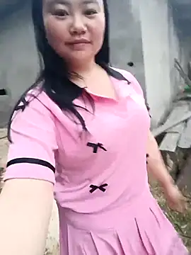 lisn-cute online show from February 2026 11:47:02 PM