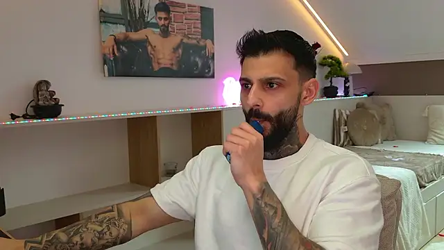 Snapshot of TristanGrey chatting on February 2026 07:05:02 AM TristanGrey online show from February 2026 07:05:02 AM