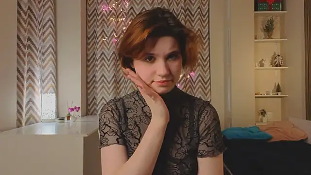 Snapshot of BelleHayton chatting on March 2026 03:40:02 PM BelleHayton online show from March 2026 03:40:02 PM