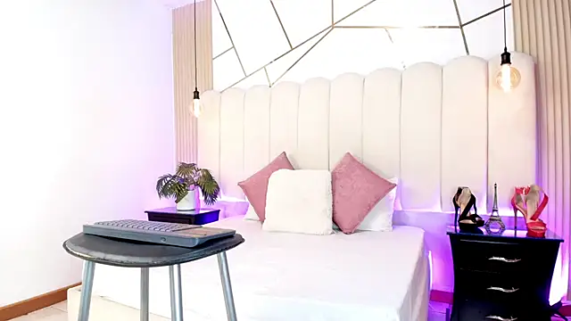 Sol Midelton online show from February 2026 12:50:01 PM