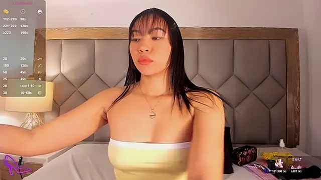 Snapshot of ValeriaRey chatting on February 2026 04:35:02 PM ValeriaRey online show from February 2026 04:35:02 PM