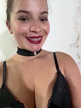 AriBeautiful online show from May 2026 06:08:01 AM