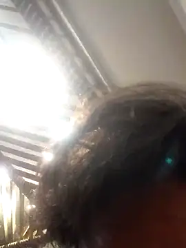 StonieGzz online show from May 2026 09:50:02 AM