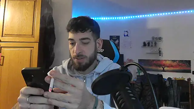 Snapshot of maestroboris95 chatting on February 2026 12:01:02 PM maestroboris95 online show from February 2026 12:01:02 PM