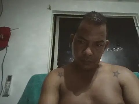 Quillero18 online show from June 2026 03:52:02 AM
