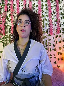 Snapshot of Woo_isDaphne chatting on February 2026 11:56:02 PM Woo isDaphne online show from February 2026 11:56:02 PM