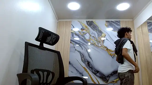 DaviidBuckx  online show from February 2026 02:08:02 AM