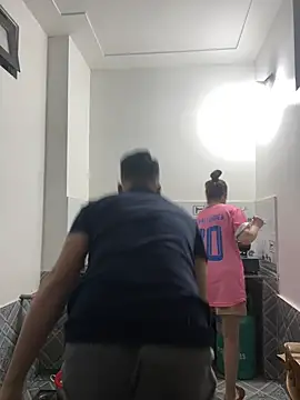 Snapshot of huyenzz chatting on February 2026 11:31:02 AM huyenzz online show from February 2026 11:31:02 AM