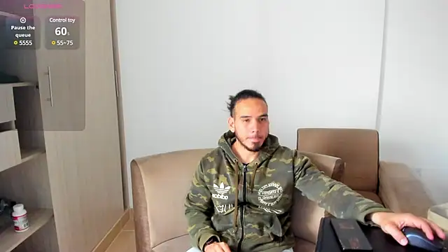 jhustin marcius online show from January 2025 10:01:01 PM