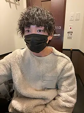 Snapshot of --ha-ru-- chatting on February 2026 08:43:01 AM --ha-ru-- online show from February 2026 08:43:01 AM