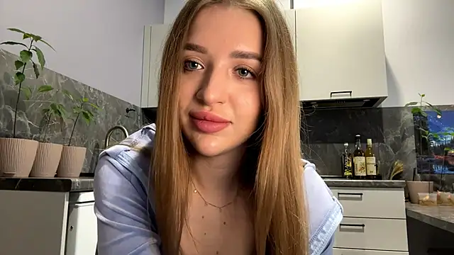 Snapshot of BeaCazin chatting on February 2026 08:40:01 AM BeaCazin online show from February 2026 08:40:01 AM