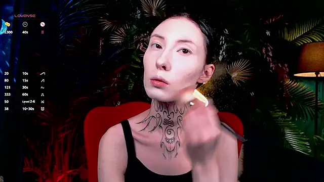 Snapshot of roxy_morrison_x chatting on April 2026 03:43:01 AM roxy morrison x online show from April 2026 03:43:01 AM