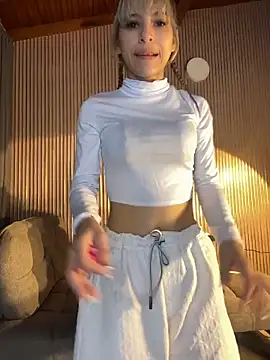 VelvetPassion online show from May 2026 08:15:01 PM