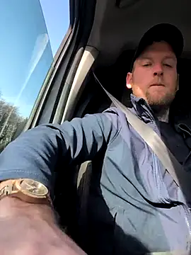 Snapshot of dave32000 chatting on February 2026 11:07:01 AM dave32000 online show from February 2026 11:07:01 AM