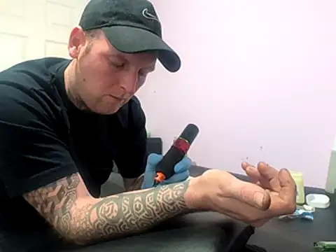 Snapshot of dave32000 chatting on February 2026 09:22:01 PM dave32000 online show from February 2026 09:22:01 PM