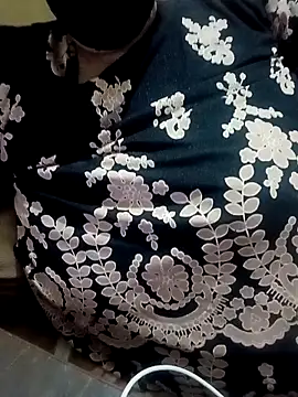 Snapshot of Simran_008 chatting on February 2026 03:45:02 PM Simran 008 online show from February 2026 03:45:02 PM