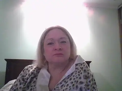 Snapshot of Veronica5489 chatting on March 2026 10:04:01 PM Veronica5489 online show from March 2026 10:04:01 PM