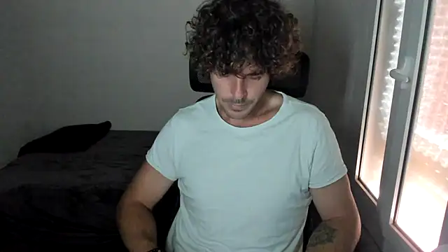 Snapshot of joaquin420_hot chatting on May 2026 08:52:01 AM joaquin420 hot online show from May 2026 08:52:01 AM