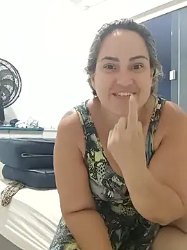 Julia2027 online show from February 2026 10:08:01 PM