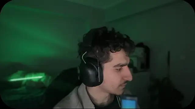 Snapshot of enesbabakral chatting on February 2026 01:43:01 AM enesbabakral online show from February 2026 01:43:01 AM