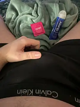 Thomascrtz online show from February 2026 09:10:02 PM