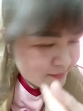 Kee-kimlee online show from February 2026 04:29:01 AM