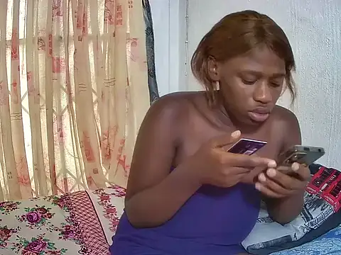 Snapshot of BlackBeauty2002 chatting on February 2026 08:21:02 AM BlackBeauty2002 online show from February 2026 08:21:02 AM