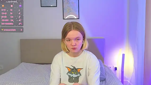 Snapshot of StellaBunny chatting on February 2026 05:19:02 AM StellaBunny online show from February 2026 05:19:02 AM