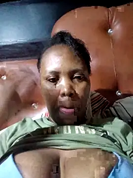 lovemore29 online show from February 2026 07:59:01 PM